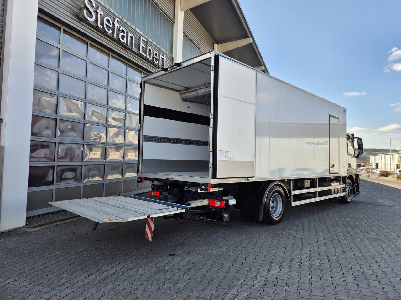 Рефрижератор камион Iveco S-Way AD190S40/FP ThermoKing T-1200R LBW Tür AHK: снимка 9