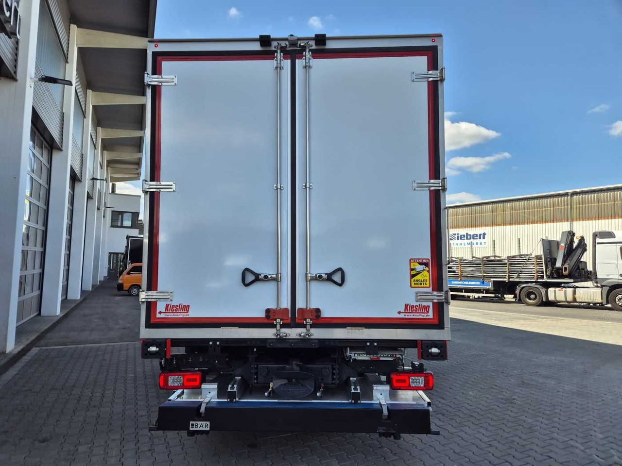 Рефрижератор камион Iveco S-Way AD190S40/FP ThermoKing T-1200R LBW Tür AHK: снимка 8