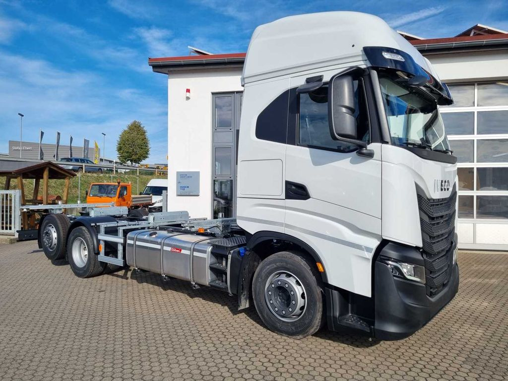 Iveco S-Way AS260S46 6x2 BDF-Wechsler Intarder 2x vorh - Контейнеровоз/ Сменна каросерия камион: снимка 2 Iveco S-Way AS260S46 6x2 BDF-Wechsler Intarder 2x vorh - Контейнеровоз/ Сменна каросерия камион: снимка 2