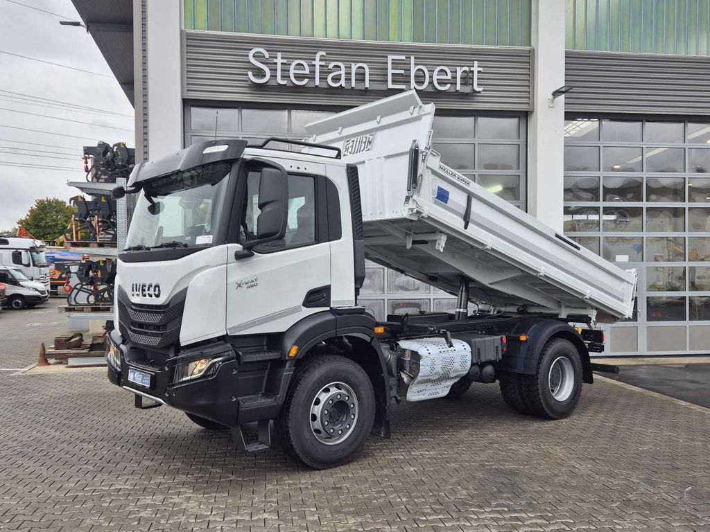 Iveco X-Way AD200X48 HR OFF 4x2 Meiller Intarder 2x - Самосвал камион: снимка 1 Iveco X-Way AD200X48 HR OFF 4x2 Meiller Intarder 2x - Самосвал камион: снимка 1