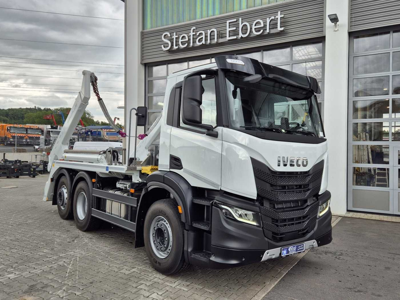 Iveco X-Way AD280X42Y/PS 6x2 Meiller 16. T Funk Lift - Самосвал камион: снимка 3 Iveco X-Way AD280X42Y/PS 6x2 Meiller 16. T Funk Lift - Самосвал камион: снимка 3