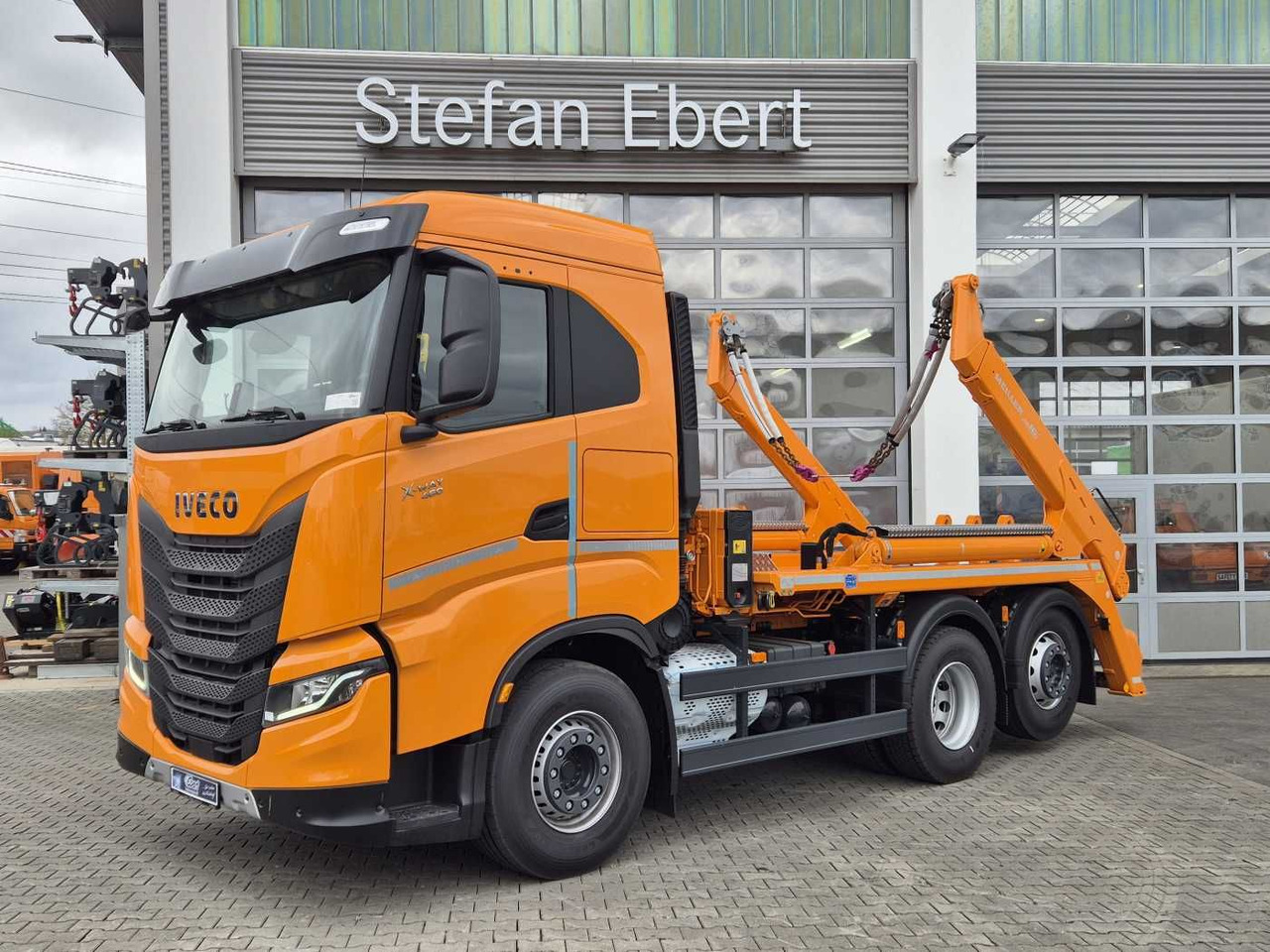 Iveco X-Way AS280X46Y/PS ON 6x2 MEILLER AK16 Intarder - Самосвал камион: снимка 3 Iveco X-Way AS280X46Y/PS ON 6x2 MEILLER AK16 Intarder - Самосвал камион: снимка 3