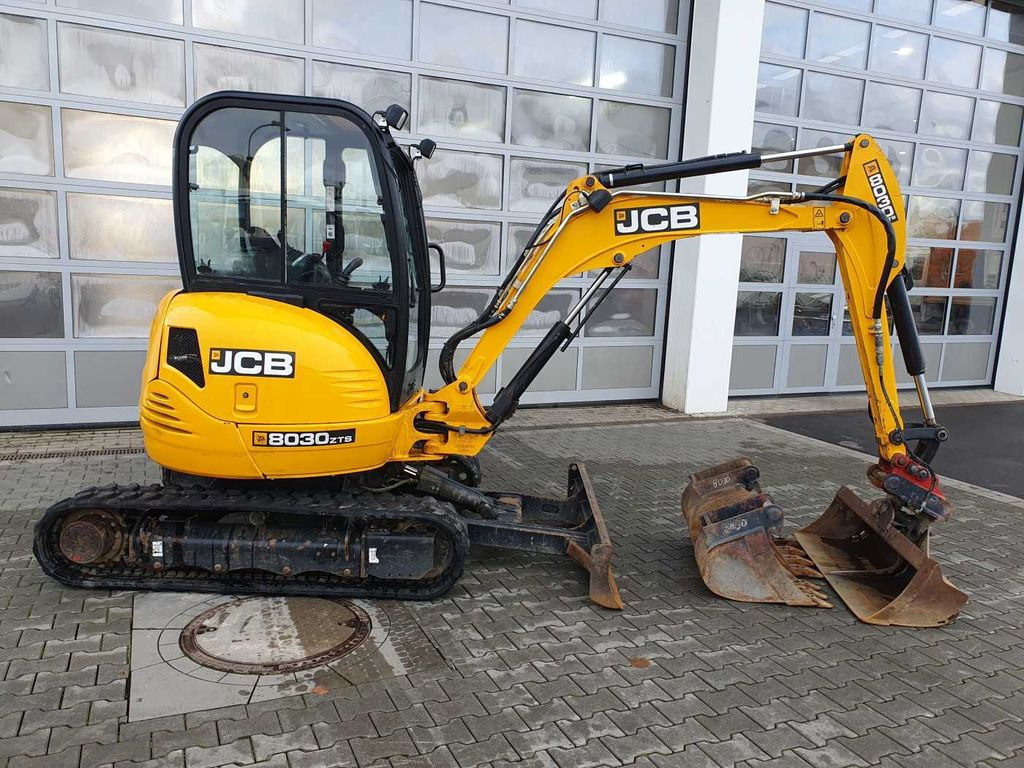 JCB 8030 ZTS / MS03 / 1.328h / 2019 / Löffelpaket - Мини багер: снимка 2 JCB 8030 ZTS / MS03 / 1.328h / 2019 / Löffelpaket - Мини багер: снимка 2