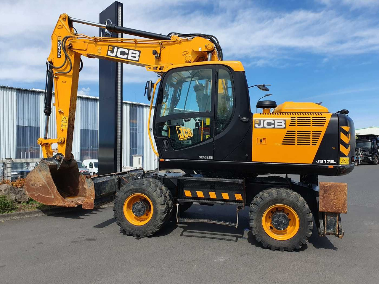 JCB JS 175 W / 2024 / nur 622h! / 1x Tieflöffel - Колесен багер: снимка 2 JCB JS 175 W / 2024 / nur 622h! / 1x Tieflöffel - Колесен багер: снимка 2