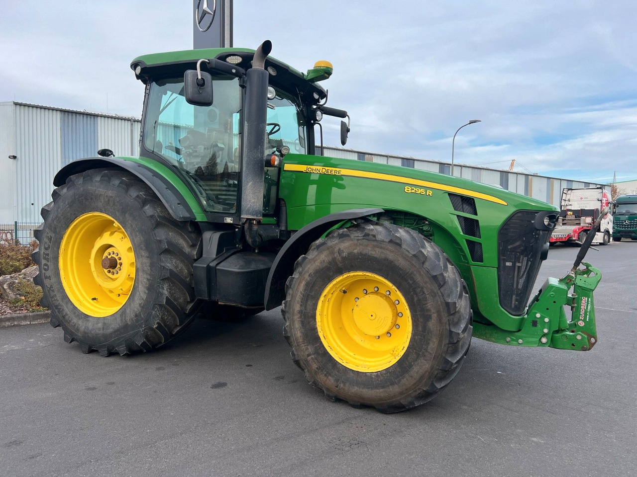 John Deere 8295 R / kein AdBlue / Rückfahreinrichtung - Трактор: снимка 2 John Deere 8295 R / kein AdBlue / Rückfahreinrichtung - Трактор: снимка 2
