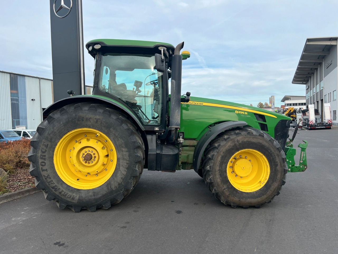 John Deere 8295 R / kein AdBlue / Rückfahreinrichtung - Трактор: снимка 3 John Deere 8295 R / kein AdBlue / Rückfahreinrichtung - Трактор: снимка 3