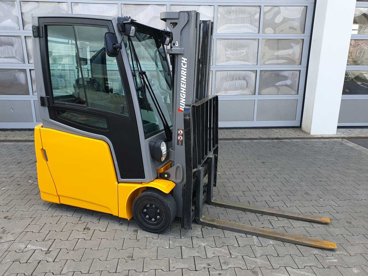 Jungheinrich EFG 215 / Triplex: 4.25m! / SS / 2.472h! / 2020 - Електрокар: снимка 2 Jungheinrich EFG 215 / Triplex: 4.25m! / SS / 2.472h! / 2020 - Електрокар: снимка 2