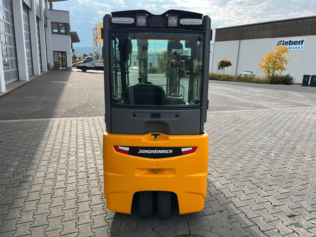 Jungheinrich EFG 215 / Triplex: 4.25m! / SS / 4.029h - Електрокар: снимка 5 Jungheinrich EFG 215 / Triplex: 4.25m! / SS / 4.029h - Електрокар: снимка 5