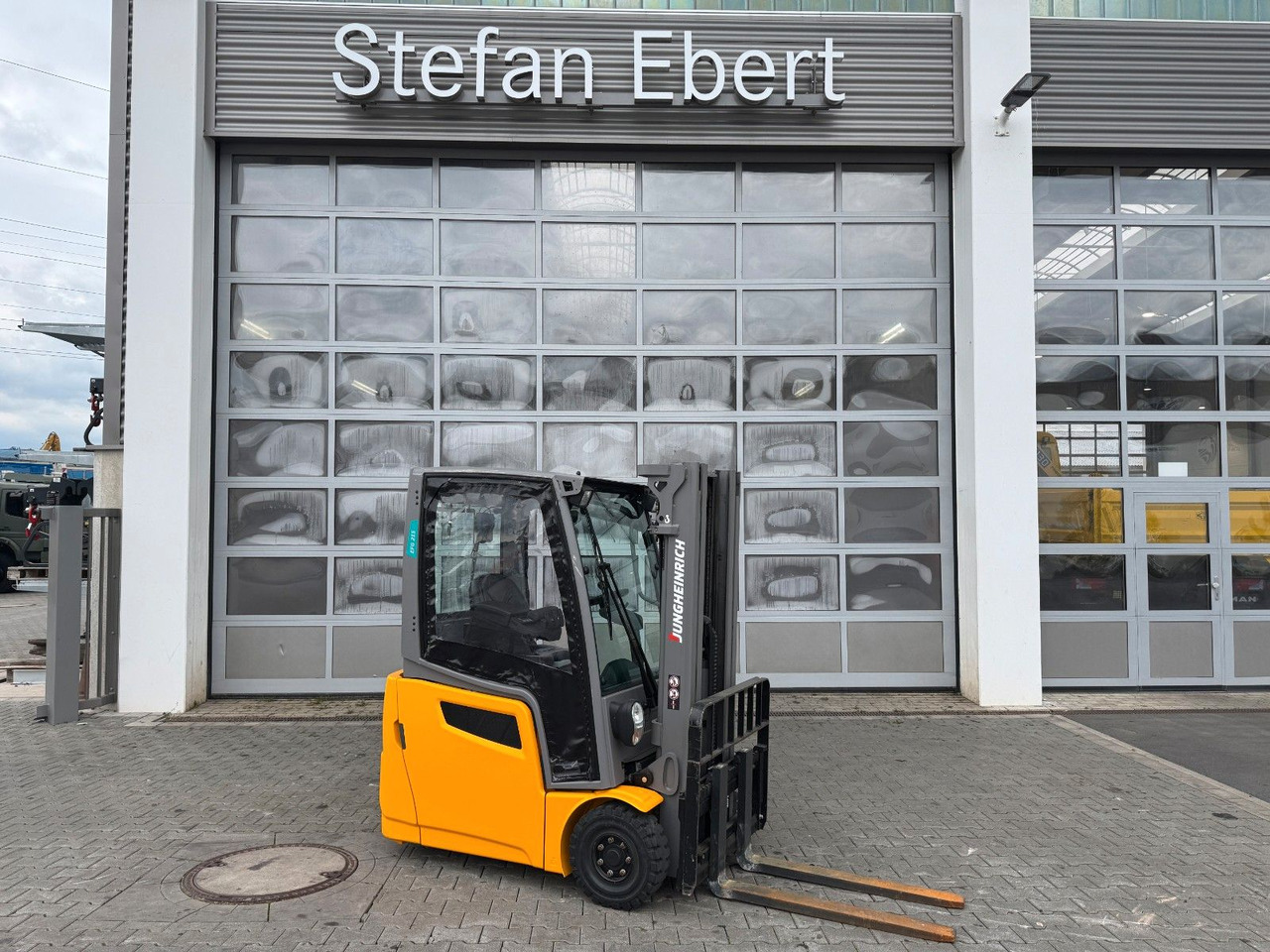Jungheinrich EFG 215 / Triplex: 4.25m! / SS / 4.168h / 2024 - Електрокар: снимка 1 Jungheinrich EFG 215 / Triplex: 4.25m! / SS / 4.168h / 2024 - Електрокар: снимка 1