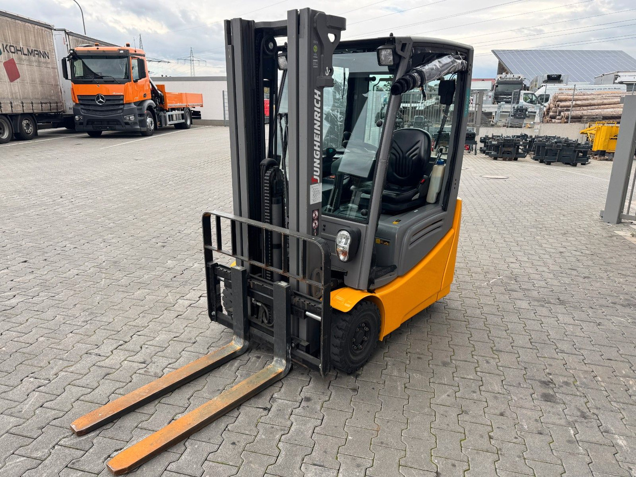 Jungheinrich EFG 215 / Triplex: 4.25m! / SS / 4.168h / 2024 - Електрокар: снимка 5 Jungheinrich EFG 215 / Triplex: 4.25m! / SS / 4.168h / 2024 - Електрокар: снимка 5