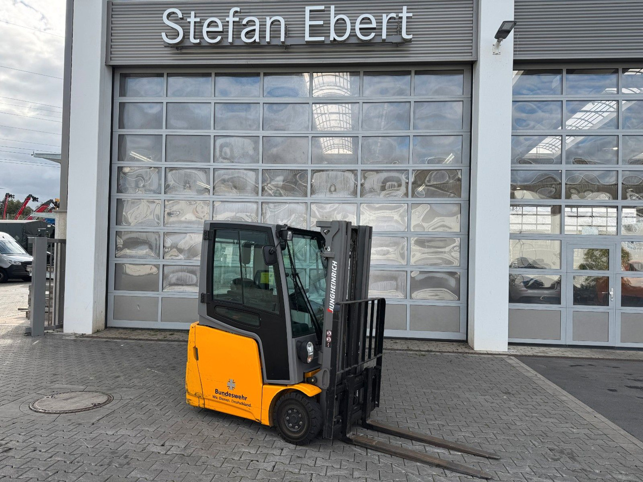 Jungheinrich EFG 215 / Triplex: 4.25m! / SS / nur 716h! - Електрокар: снимка 1 Jungheinrich EFG 215 / Triplex: 4.25m! / SS / nur 716h! - Електрокар: снимка 1