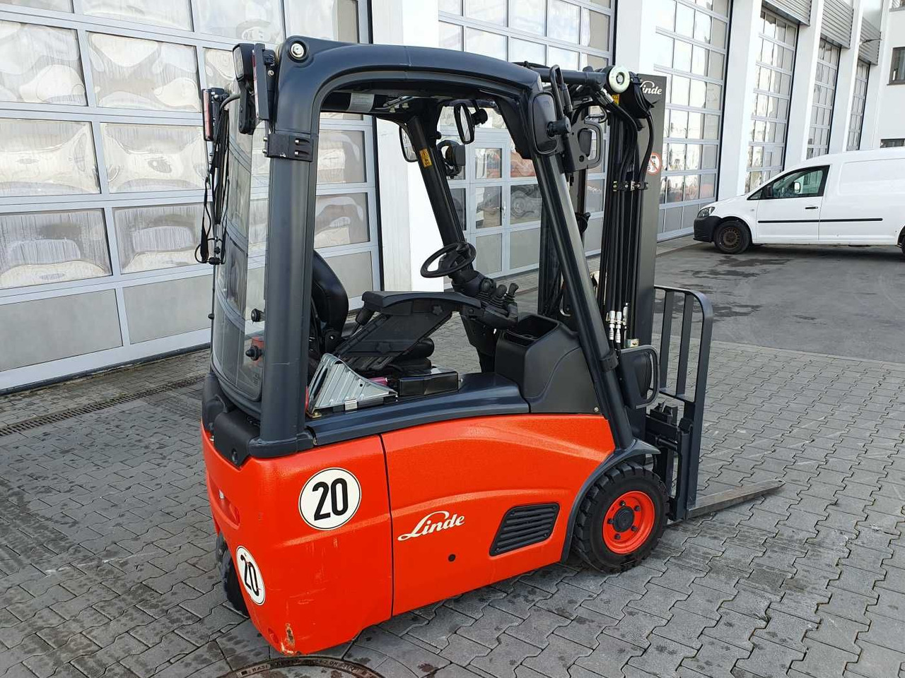 Linde E14 - 01 / 2024 / Duplex: 4.10m! / SS / nur 534h - Електрокар: снимка 4 Linde E14 - 01 / 2024 / Duplex: 4.10m! / SS / nur 534h - Електрокар: снимка 4