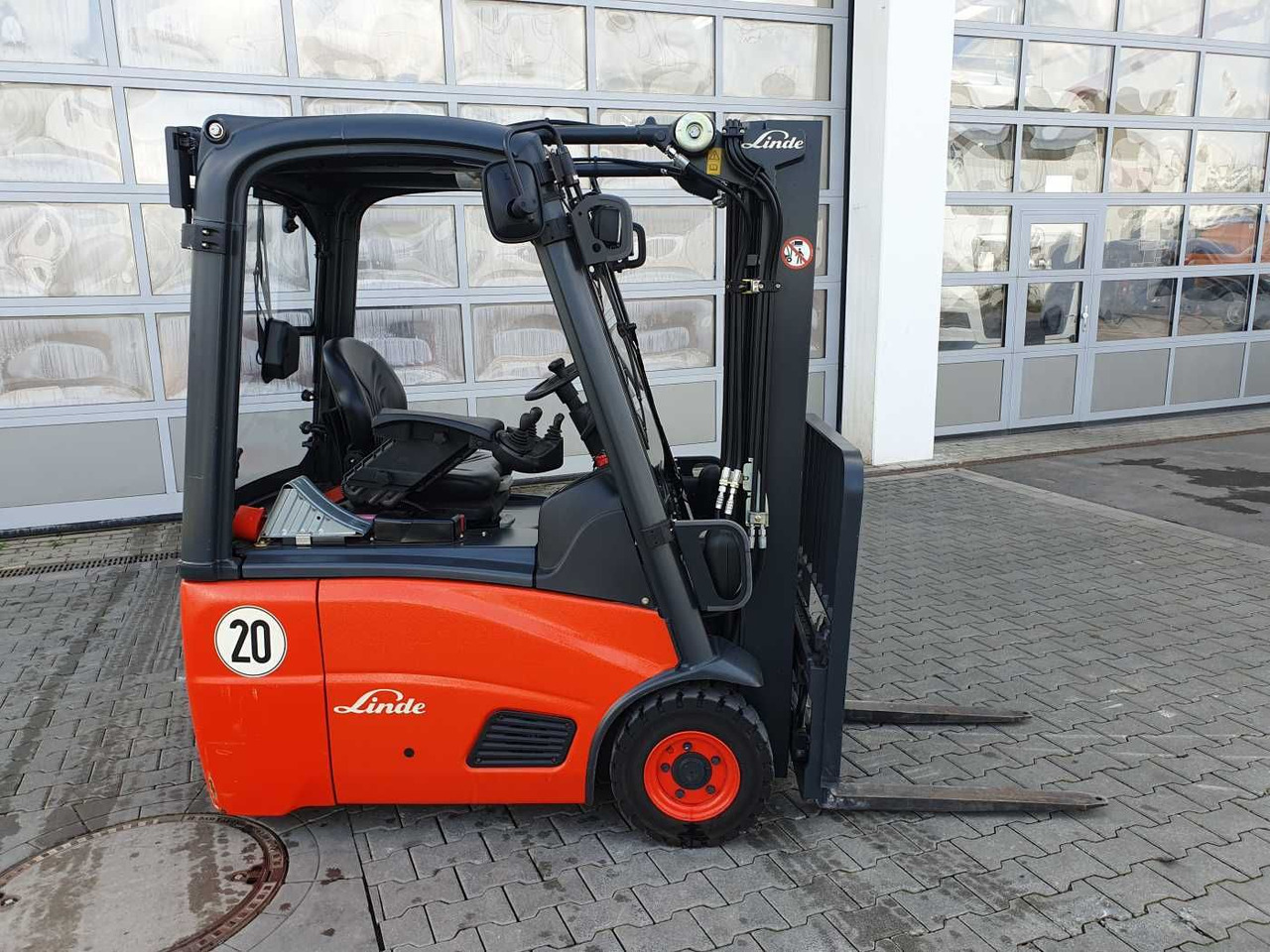 Linde E14 - 01 / 2024 / Duplex: 4.10m! / SS / nur 534h - Електрокар: снимка 3 Linde E14 - 01 / 2024 / Duplex: 4.10m! / SS / nur 534h - Електрокар: снимка 3