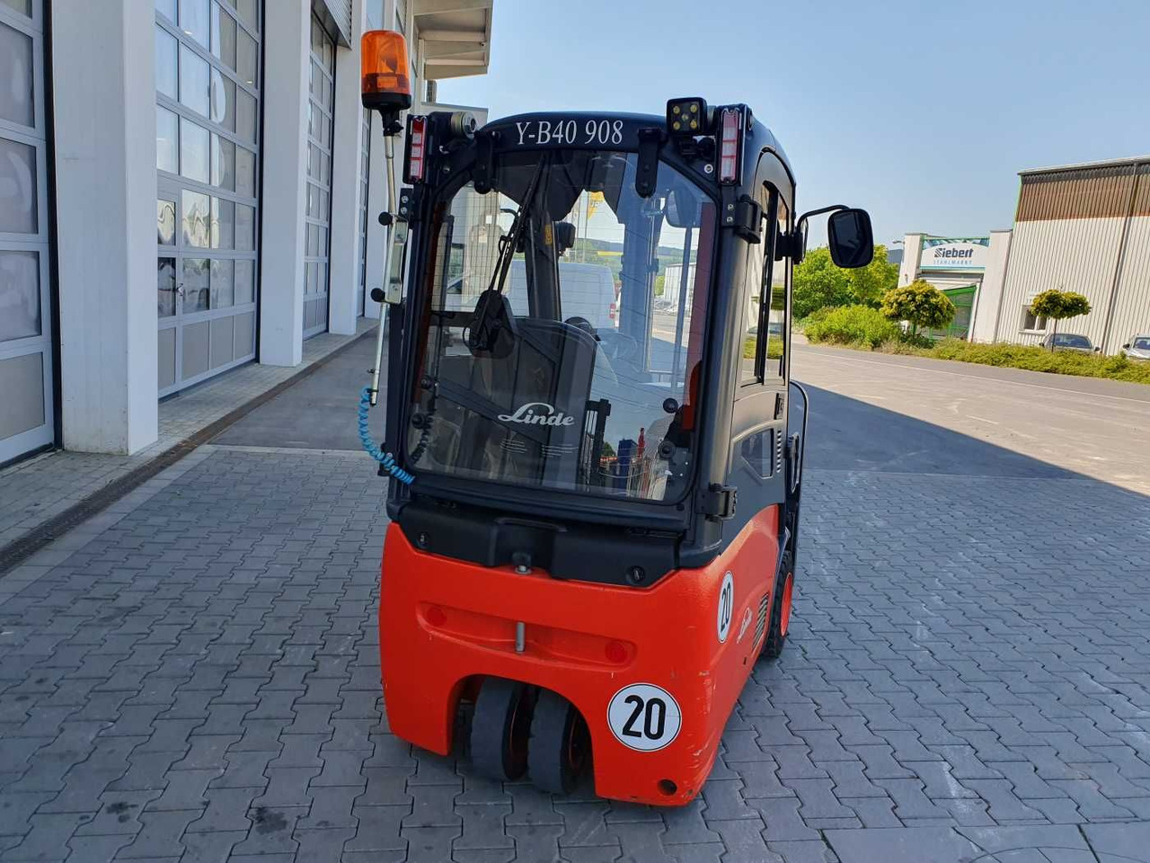Linde E14 - 01 / Triplex: 4.10m! / SS / nur 1.003h! - Електрокар: снимка 4 Linde E14 - 01 / Triplex: 4.10m! / SS / nur 1.003h! - Електрокар: снимка 4