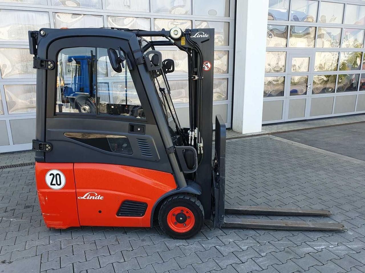 Linde E14 - 01 / Triplex: 4.10m! / SS / nur 1.003h! - Електрокар: снимка 2 Linde E14 - 01 / Triplex: 4.10m! / SS / nur 1.003h! - Електрокар: снимка 2