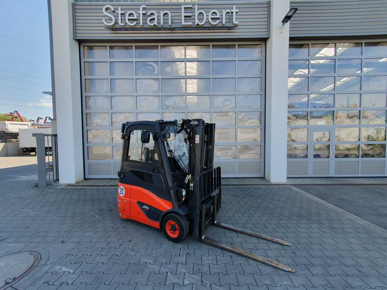 Linde E14 - 01 / Triplex: 4.10m! / SS / nur 2.899h! - Електрокар: снимка 1 Linde E14 - 01 / Triplex: 4.10m! / SS / nur 2.899h! - Електрокар: снимка 1