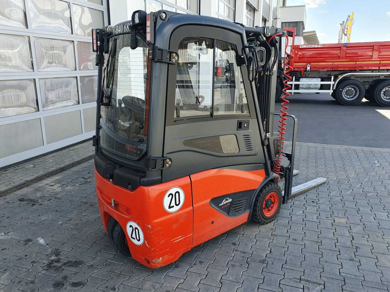 Linde E14 - 02 / Triplex: 4.00m! / SS / 855h! / 2021 - Електрокар: снимка 3 Linde E14 - 02 / Triplex: 4.00m! / SS / 855h! / 2021 - Електрокар: снимка 3