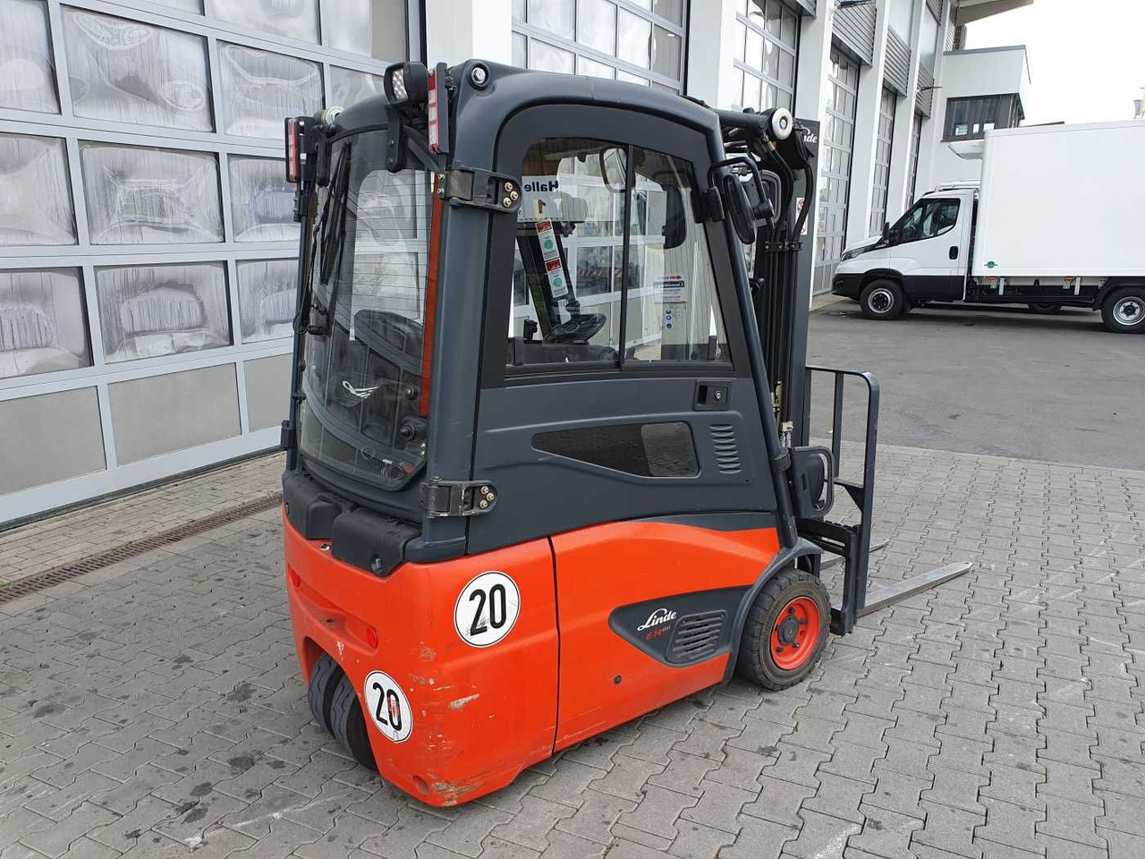 Linde E14 - 02 / Triplex: 4.00m! / SS / nur 1.777h! - Електрокар: снимка 3 Linde E14 - 02 / Triplex: 4.00m! / SS / nur 1.777h! - Електрокар: снимка 3