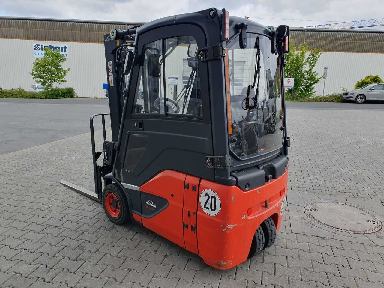 Linde E14 - 02 / Triplex: 4.00m! / SS / nur 2.119h! - Електрокар: снимка 5 Linde E14 - 02 / Triplex: 4.00m! / SS / nur 2.119h! - Електрокар: снимка 5