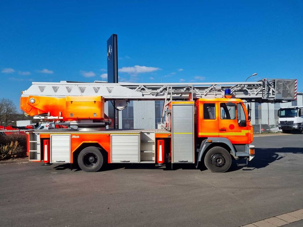 MAN 15.284LC Metz DLK 23-12 Feuerwehr Drehleiter - Камион с кран: снимка 5 MAN 15.284LC Metz DLK 23-12 Feuerwehr Drehleiter - Камион с кран: снимка 5