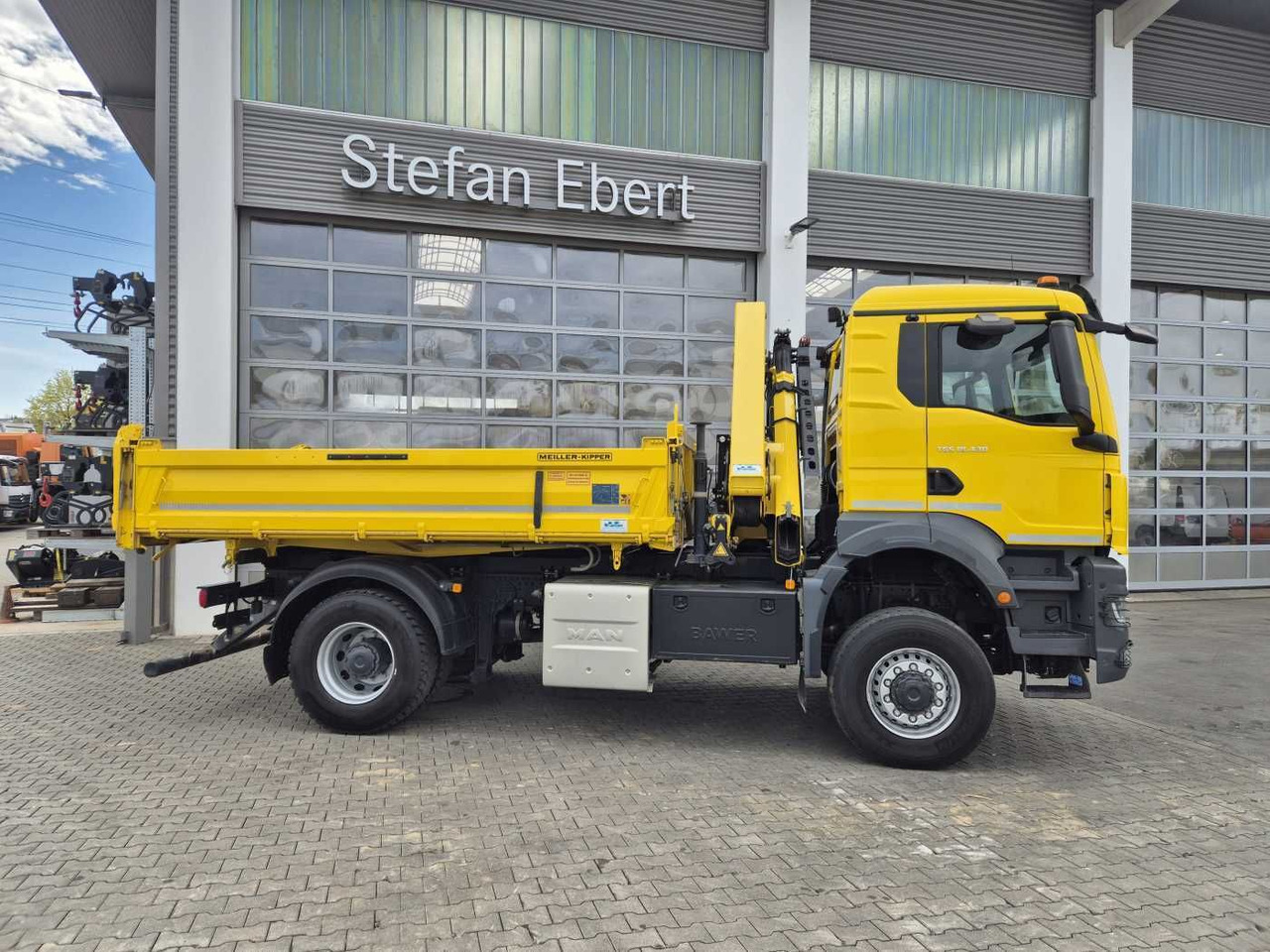 MAN TGS 18.430 4x4 BL Kran HMF 1130K-RCS Funk AHK - Камион с кран: снимка 5 MAN TGS 18.430 4x4 BL Kran HMF 1130K-RCS Funk AHK - Камион с кран: снимка 5