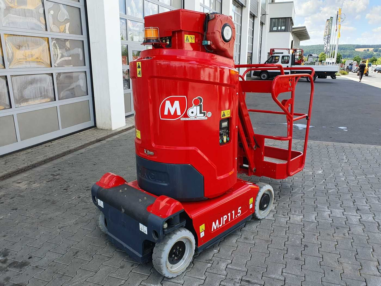 Magni MJP11.5 / Mastbühne / 11,2m! / nur 49h! - Автовишка: снимка 3 Magni MJP11.5 / Mastbühne / 11,2m! / nur 49h! - Автовишка: снимка 3