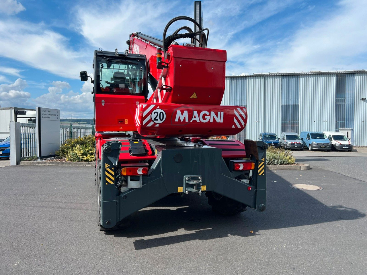 Magni RTH 5.21 Roto / Funk / Gabel / nur 419h - Телескопичен товарач: снимка 4 Magni RTH 5.21 Roto / Funk / Gabel / nur 419h - Телескопичен товарач: снимка 4