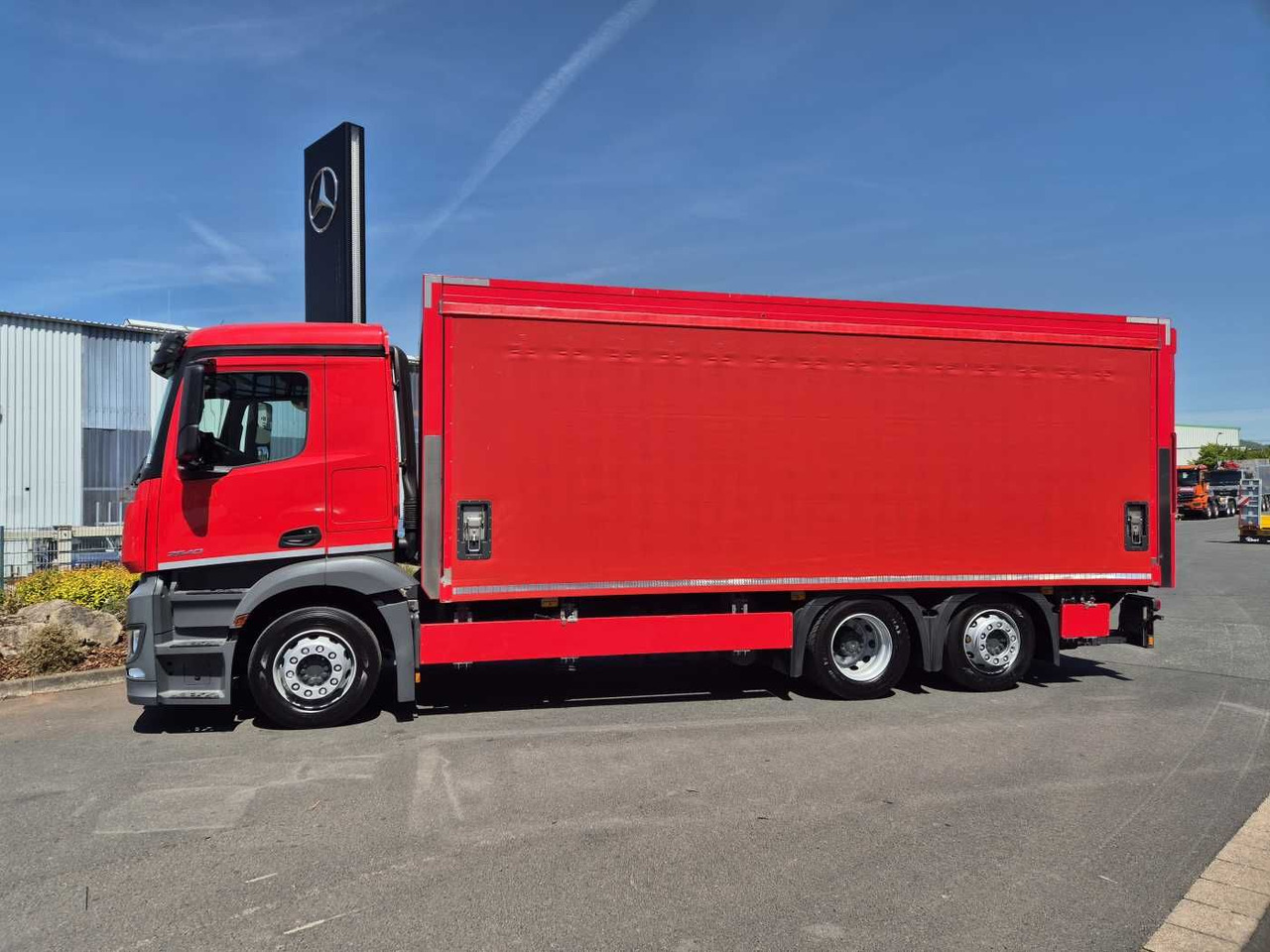 Mercedes-Benz Antos 2540 LnR 6x2 LBW Schiebeplanen AHK - Камион с брезент: снимка 4 Mercedes-Benz Antos 2540 LnR 6x2 LBW Schiebeplanen AHK - Камион с брезент: снимка 4