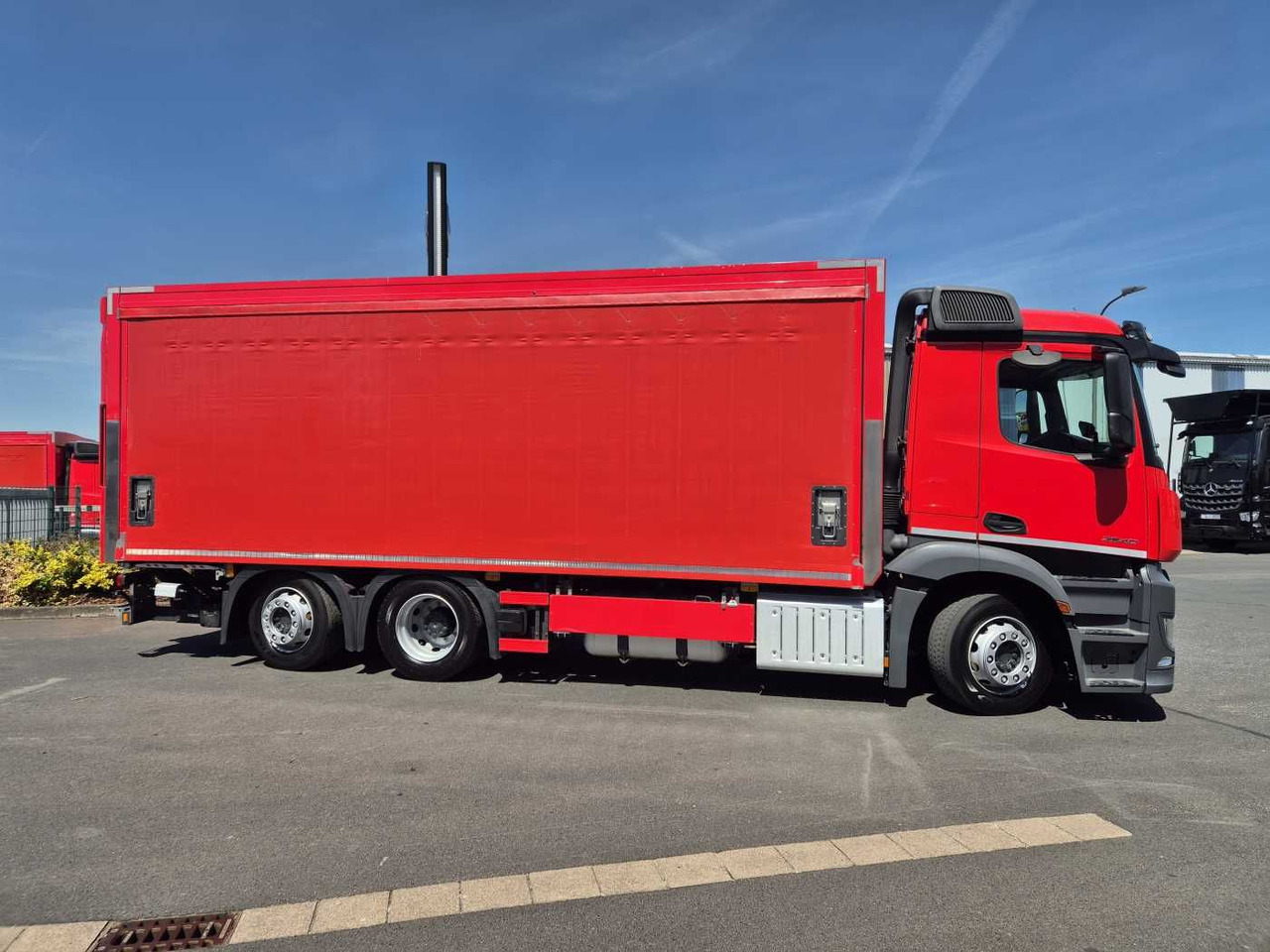 Mercedes-Benz Antos 2540 LnR 6x2 LBW Schiebeplanen AHK - Камион с брезент: снимка 5 Mercedes-Benz Antos 2540 LnR 6x2 LBW Schiebeplanen AHK - Камион с брезент: снимка 5
