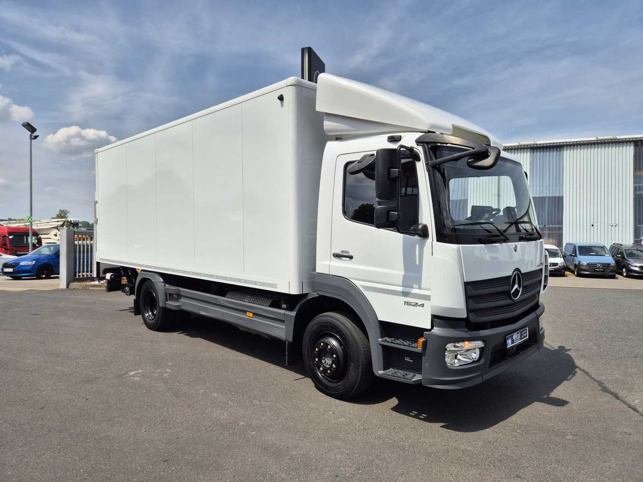 Mercedes-Benz Atego 1524 L LBW 1.500kg Standheizung Klima - Камион фургон: снимка 5 Mercedes-Benz Atego 1524 L LBW 1.500kg Standheizung Klima - Камион фургон: снимка 5