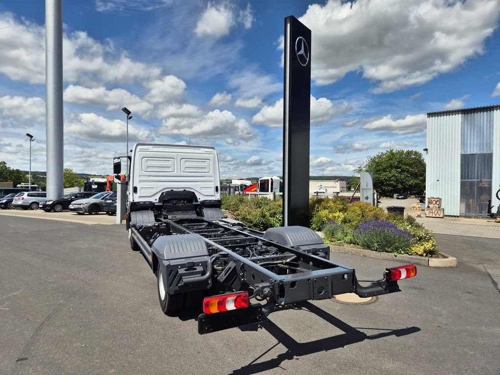 Mercedes-Benz Atego 818 L Fahrgestell, 6 Stück vorhanden - Шаси кабина: снимка 5 Mercedes-Benz Atego 818 L Fahrgestell, 6 Stück vorhanden - Шаси кабина: снимка 5