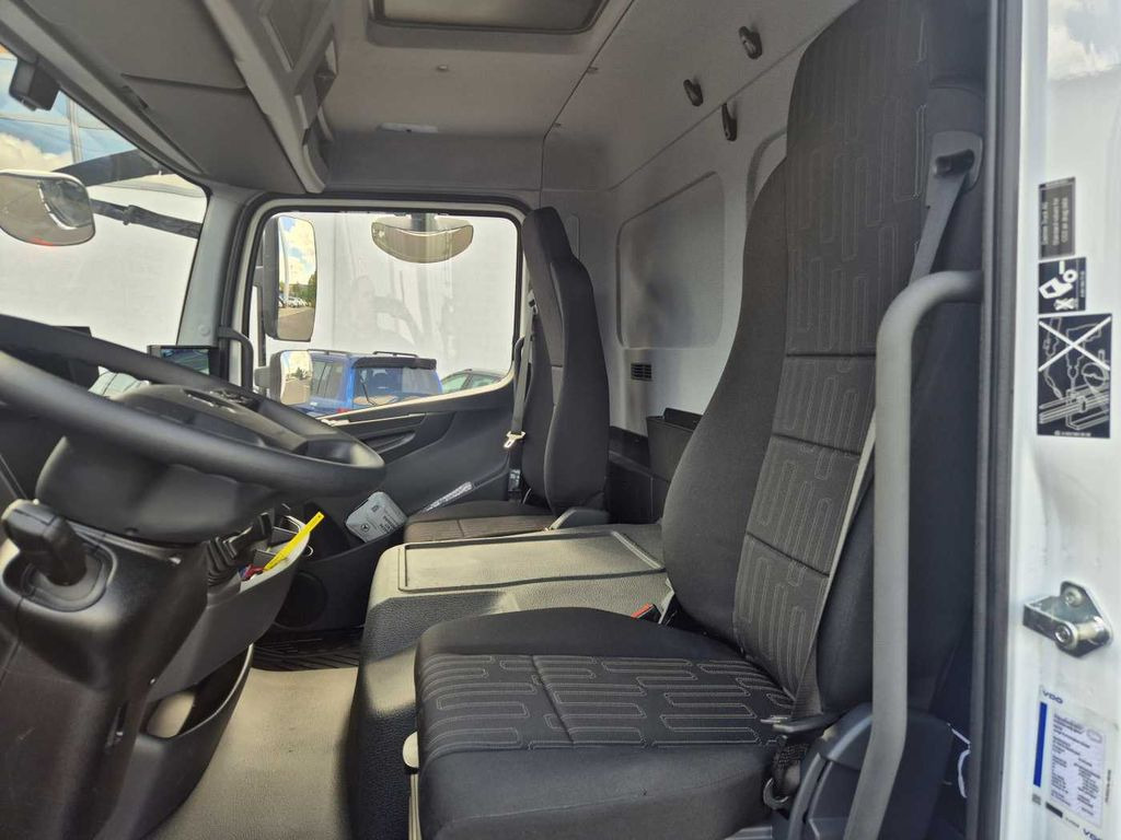Лизинг на Mercedes-Benz Atego 818 L Koffer, 3 Stück vorhanden  Mercedes-Benz Atego 818 L Koffer, 3 Stück vorhanden: снимка 13