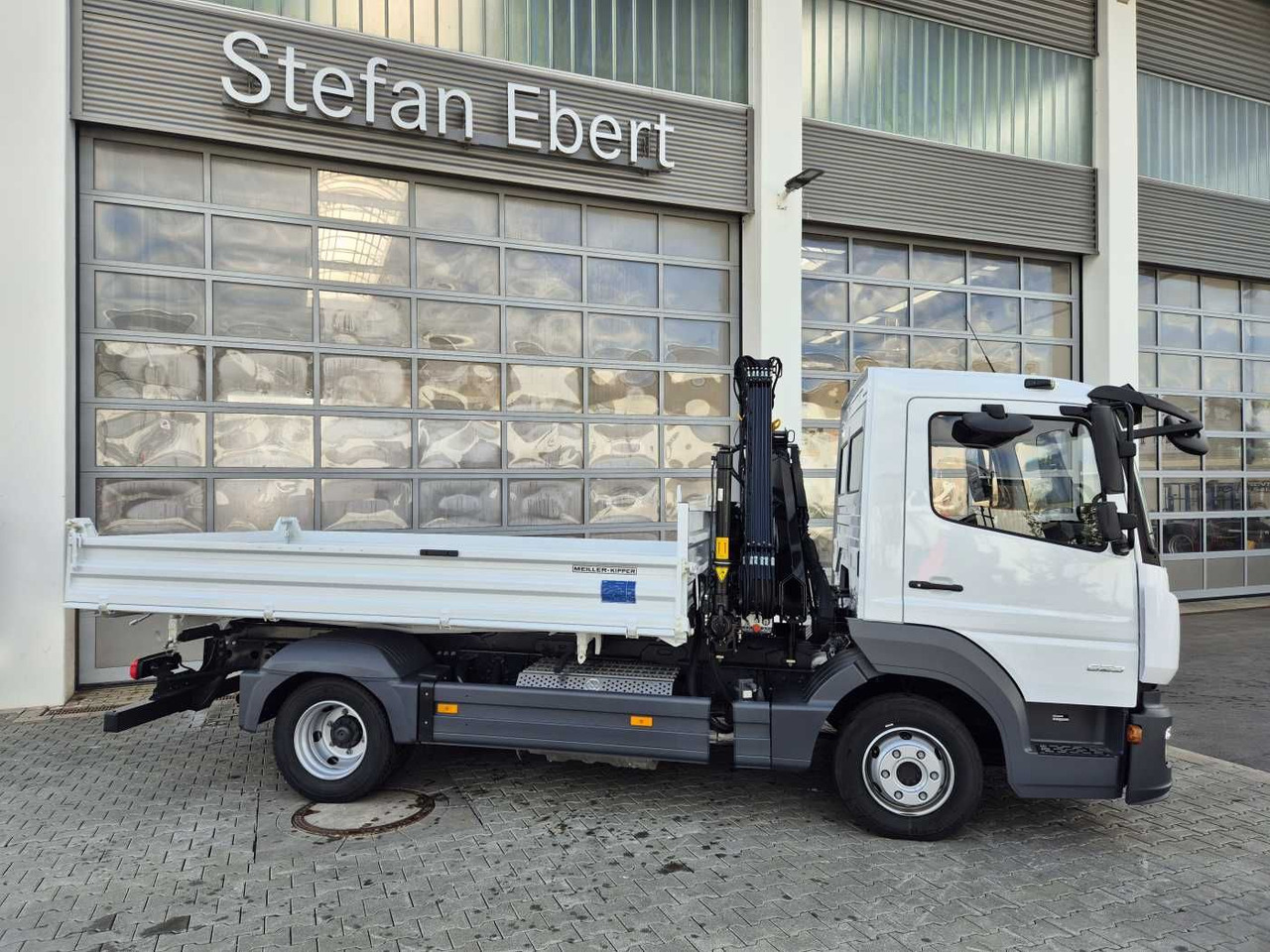 Mercedes-Benz Atego 823 KK Kipper+Kran+Funk+Greifersteuerung - Бус самосвал: снимка 5 Mercedes-Benz Atego 823 KK Kipper+Kran+Funk+Greifersteuerung - Бус самосвал: снимка 5
