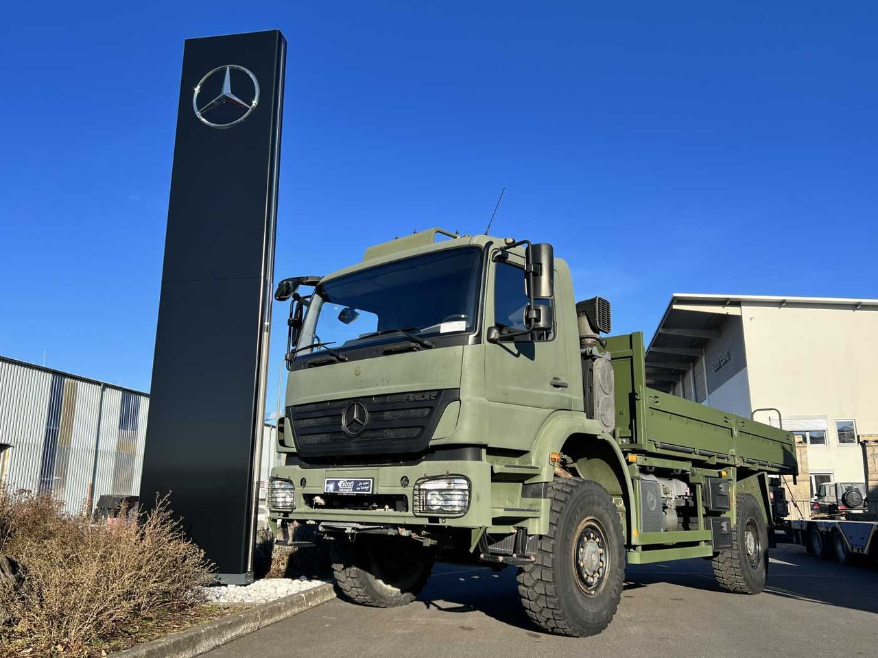 Бордови камион Mercedes-Benz Axor 1829 A 4x4 Pritsche: снимка 15 Бордови камион Mercedes-Benz Axor 1829 A 4x4 Pritsche: снимка 15