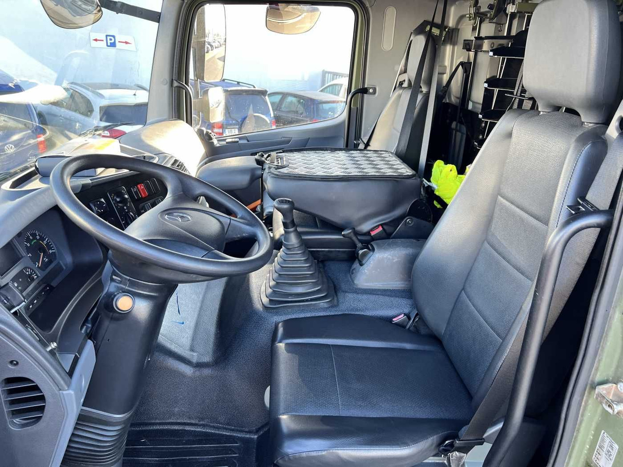 Бордови камион Mercedes-Benz Axor 1829 A 4x4 Pritsche: снимка 9 Бордови камион Mercedes-Benz Axor 1829 A 4x4 Pritsche: снимка 9