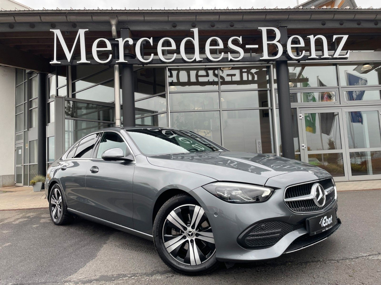 Mercedes-Benz C 180 AVANTGARDE R-Kamera+AHK+TOTW+Ambiente - Седан: снимка 1 Mercedes-Benz C 180 AVANTGARDE R-Kamera+AHK+TOTW+Ambiente - Седан: снимка 1