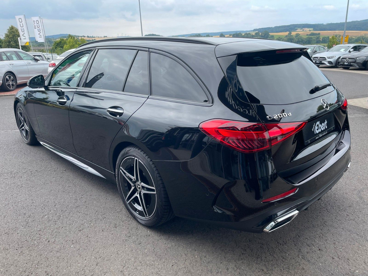Mercedes-Benz C 200 d T AMG+Night+360°+Digital+Memory+Keyless - Комби: снимка 3 Mercedes-Benz C 200 d T AMG+Night+360°+Digital+Memory+Keyless - Комби: снимка 3
