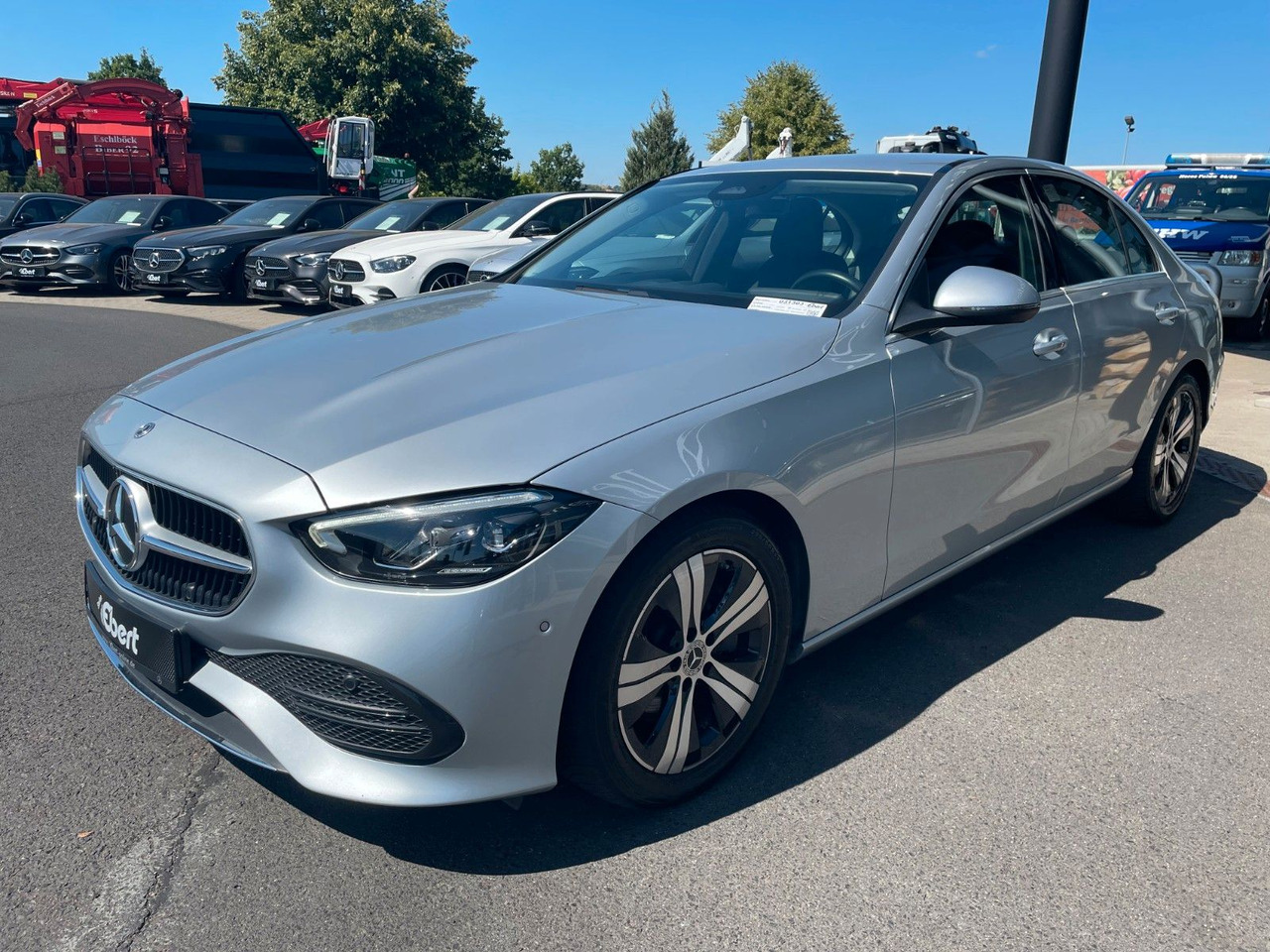 Mercedes-Benz C 220 d AVANTGARDE R-Kamera+Carplay+TotW+Ambient - Седан: снимка 2 Mercedes-Benz C 220 d AVANTGARDE R-Kamera+Carplay+TotW+Ambient - Седан: снимка 2