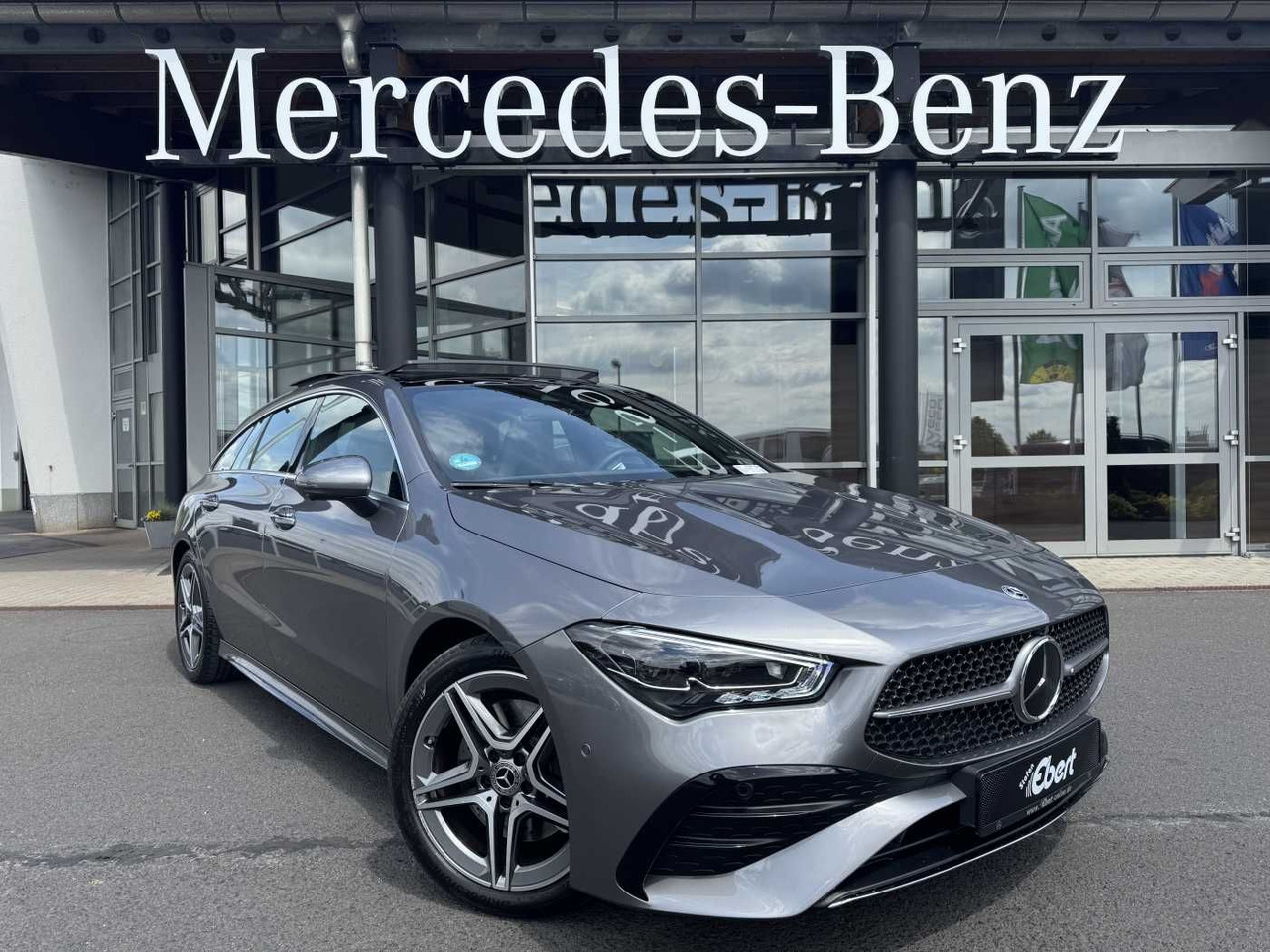 Mercedes-Benz CLA 200 AMG+Pano+MultiBeam+DistrPro+HUD+360 - Лек автомобил: снимка 1 Mercedes-Benz CLA 200 AMG+Pano+MultiBeam+DistrPro+HUD+360 - Лек автомобил: снимка 1