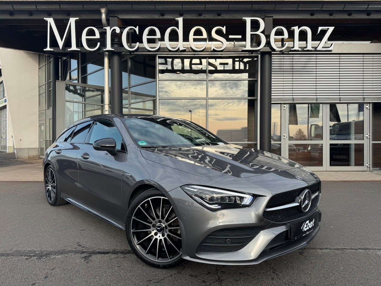 Mercedes-Benz CLA 200d SB Edition+AMG+AHK+MultiBeam+Ambiente - Комби: снимка 1 Mercedes-Benz CLA 200d SB Edition+AMG+AHK+MultiBeam+Ambiente - Комби: снимка 1
