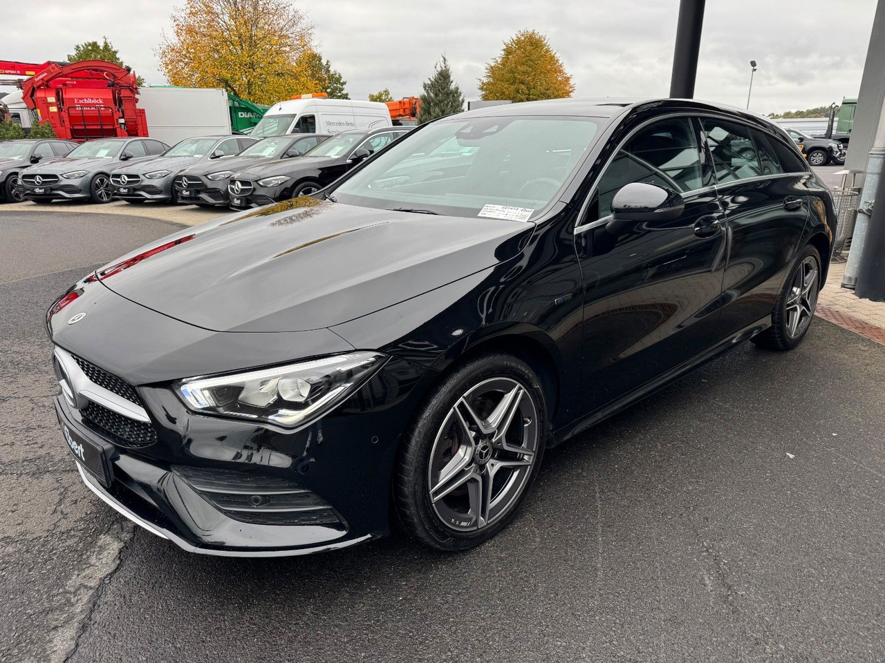 Mercedes-Benz CLA 250e Shooting Brake AMG+RFK+Ambiente+Augment - Комби: снимка 2 Mercedes-Benz CLA 250e Shooting Brake AMG+RFK+Ambiente+Augment - Комби: снимка 2