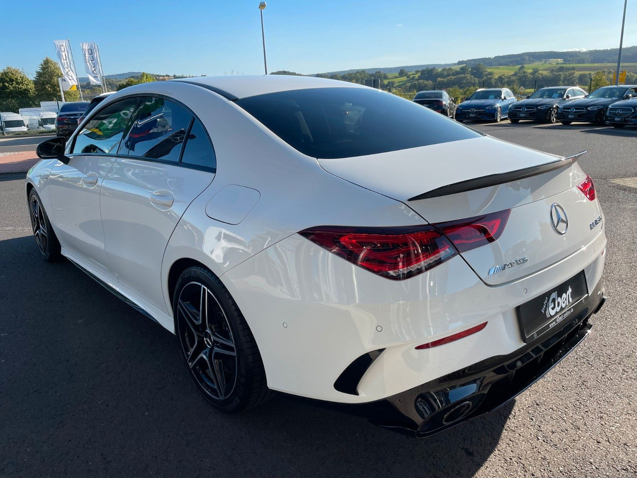Mercedes-Benz CLA 35 AMG Aero+TotW+R-Kamera+Ambiente - Купе: снимка 3 Mercedes-Benz CLA 35 AMG Aero+TotW+R-Kamera+Ambiente - Купе: снимка 3