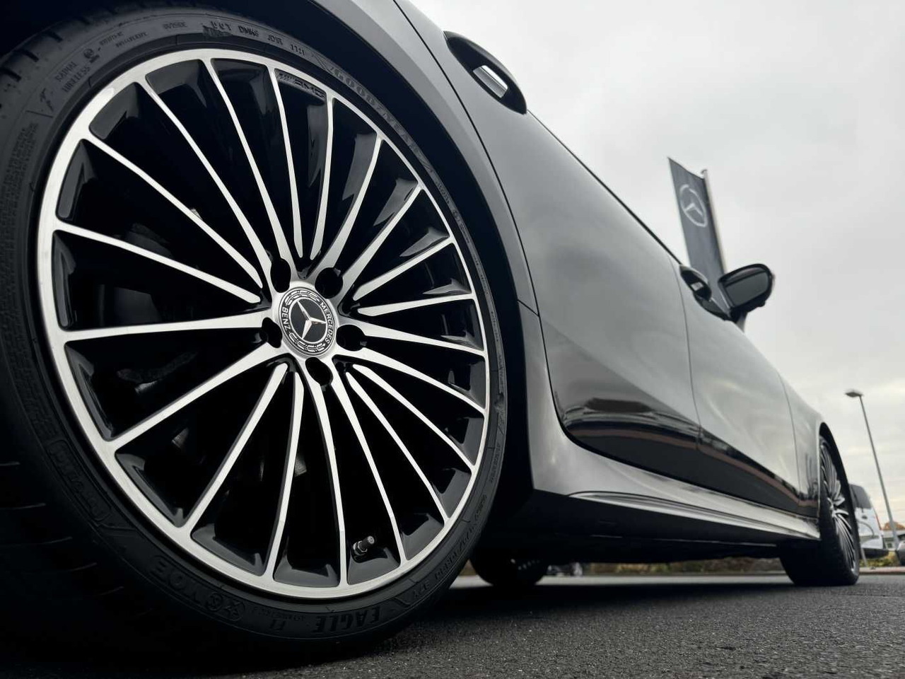 Mercedes-Benz CLS 400d AMG+Burmester+AirM+360+ Memory+Night - Лек автомобил: снимка 5 Mercedes-Benz CLS 400d AMG+Burmester+AirM+360+ Memory+Night - Лек автомобил: снимка 5