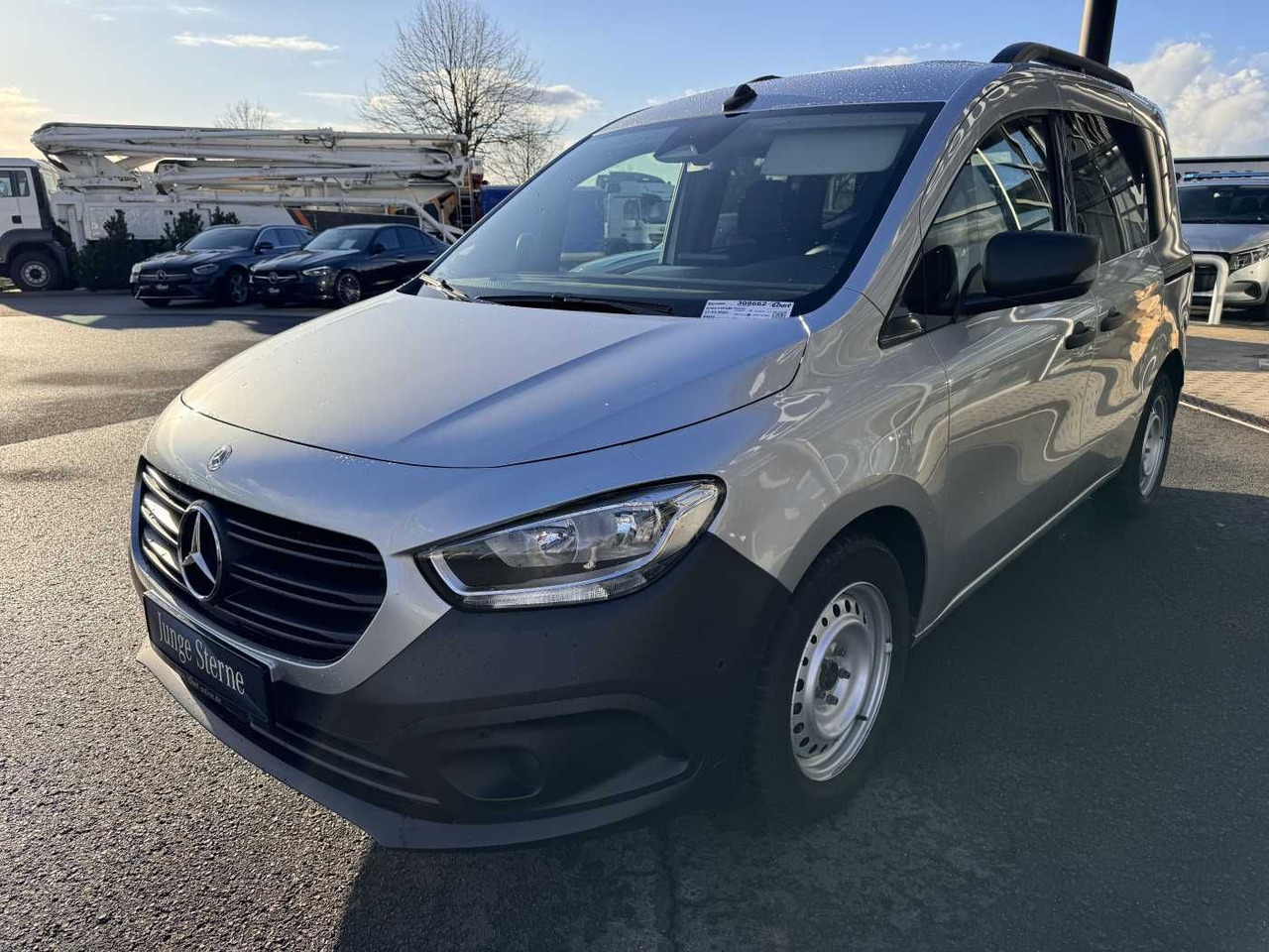Mercedes-Benz Citan 110 CDI Tourer Klima AHK Kamera MBUX Tempo - Пътнически бус: снимка 3 Mercedes-Benz Citan 110 CDI Tourer Klima AHK Kamera MBUX Tempo - Пътнически бус: снимка 3