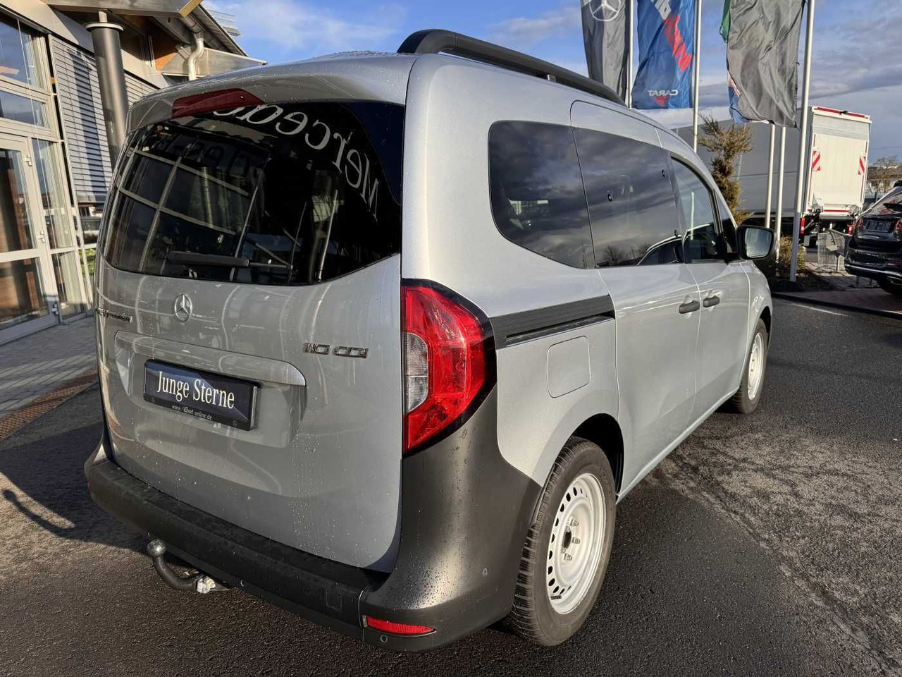Mercedes-Benz Citan 110 CDI Tourer Klima AHK Kamera MBUX Tempo - Комби: снимка 4 Mercedes-Benz Citan 110 CDI Tourer Klima AHK Kamera MBUX Tempo - Комби: снимка 4