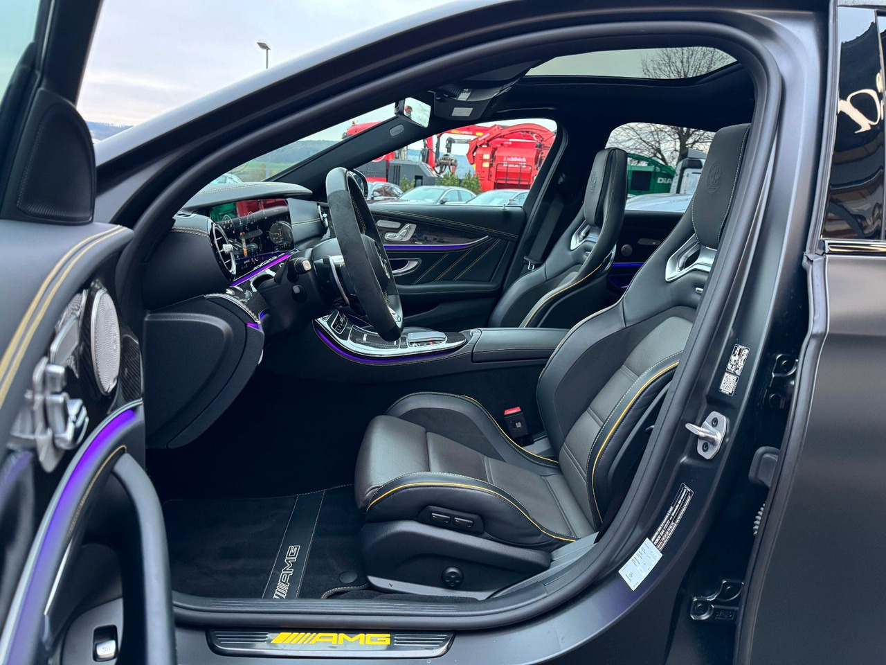 Седан Mercedes-Benz E 63 AMG S FinalEd+Pano+Burm+STH+Memory+HUD: снимка 14 Седан Mercedes-Benz E 63 AMG S FinalEd+Pano+Burm+STH+Memory+HUD: снимка 14