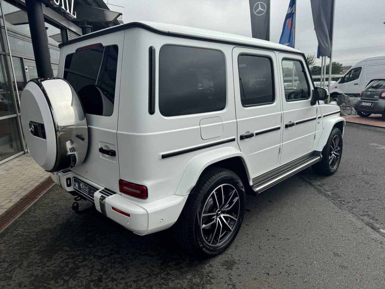 Mercedes-Benz G 500 9G Final Edition+Standh+AHK+ Burm3D+ - Джип: снимка 4 Mercedes-Benz G 500 9G Final Edition+Standh+AHK+ Burm3D+ - Джип: снимка 4