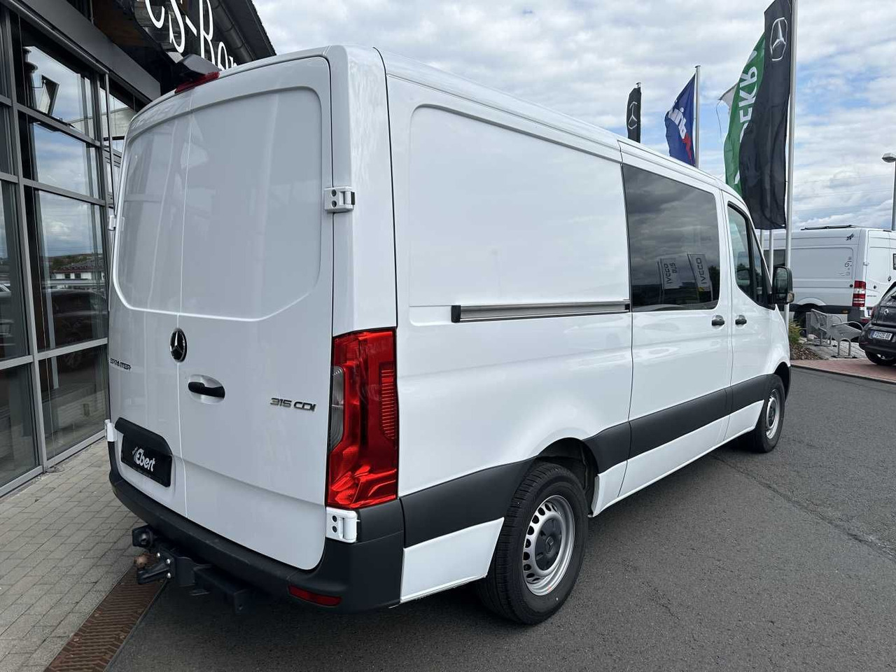 Mercedes-Benz Sprinter 315 CDI DoKa/Mixto AHK3,5t Klima Kamera - Пътнически бус, Бус с двойна кабина: снимка 4 Mercedes-Benz Sprinter 315 CDI DoKa/Mixto AHK3,5t Klima Kamera - Пътнически бус, Бус с двойна кабина: снимка 4