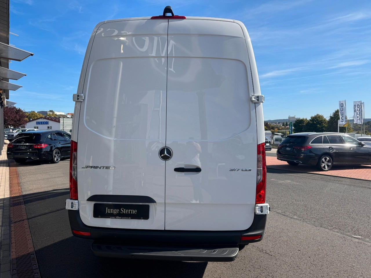 Mercedes-Benz Sprinter 317 CDI 3665 Klima 360 Schwing SHZ - Товарен бус: снимка 5 Mercedes-Benz Sprinter 317 CDI 3665 Klima 360 Schwing SHZ - Товарен бус: снимка 5