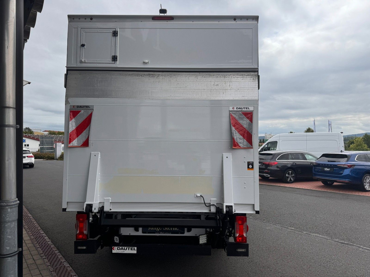 Mercedes-Benz Sprinter 317 CDI 4325 Koffer LBW Klima Kamera - Лекотоварен автомобил фургон: снимка 5 Mercedes-Benz Sprinter 317 CDI 4325 Koffer LBW Klima Kamera - Лекотоварен автомобил фургон: снимка 5
